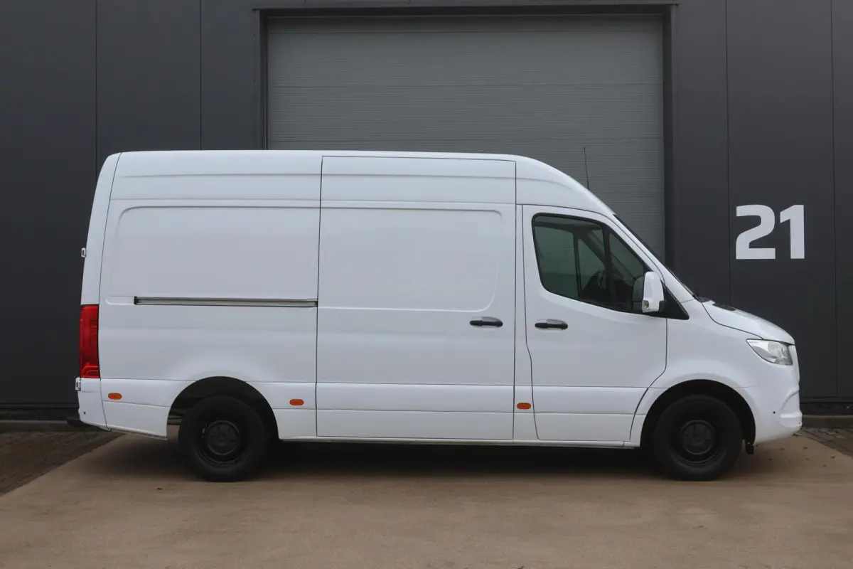 bestel 317 1.9 CDI L2H2 RWD