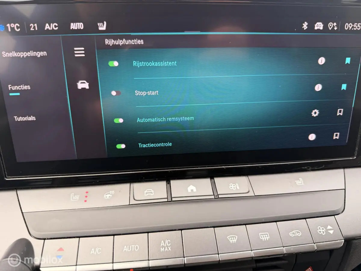 1.2 Turbo 130pk Business Edition trekhaak|Carplay/nav|Camera| Led