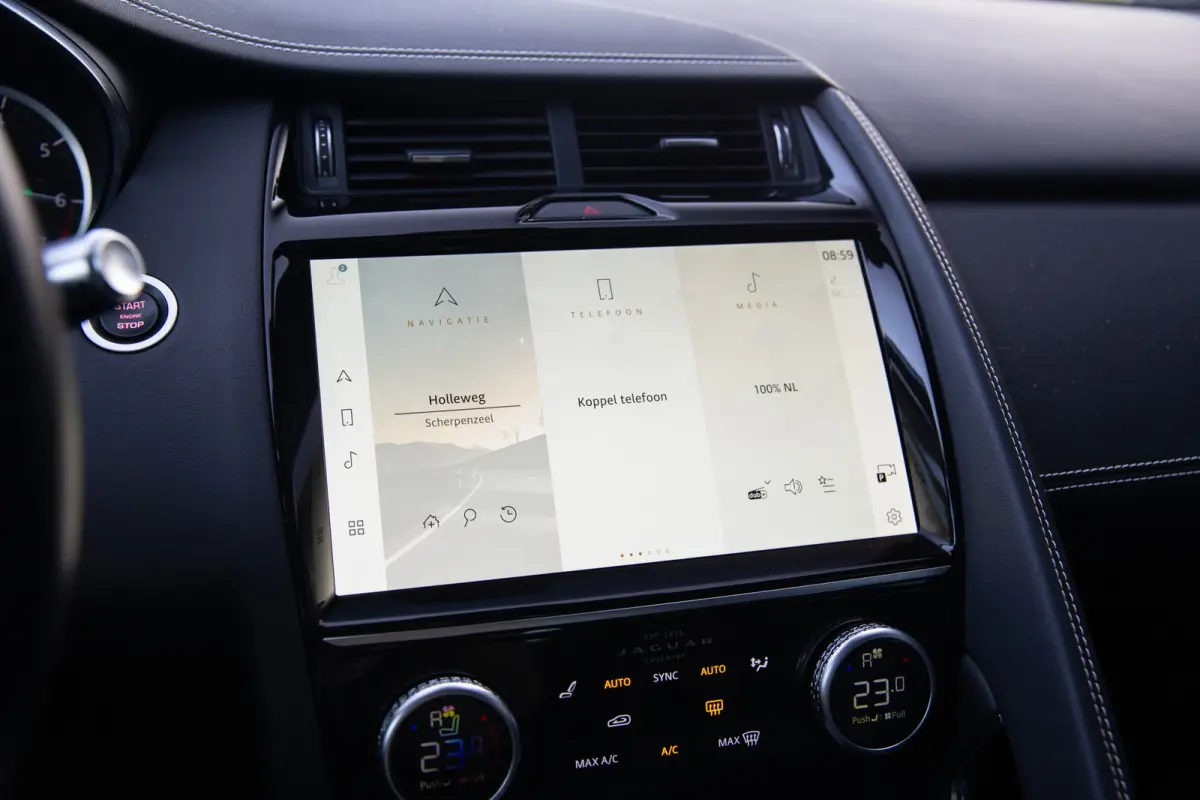 1.5 P300e AWD R-Dynamic SE , Panoramadak, Leer, Carplay, Dealer Onderhouden