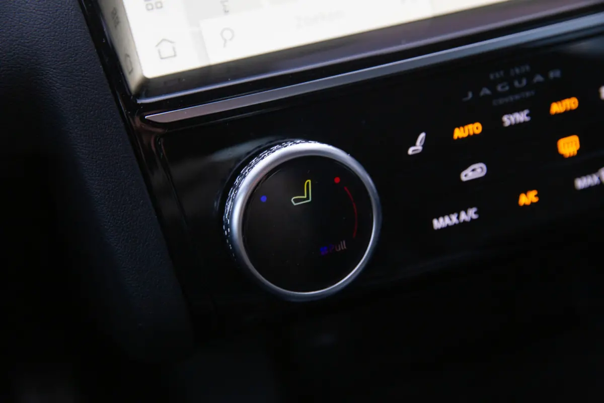 1.5 P300e AWD R-Dynamic SE , Panoramadak, Leer, Carplay, Dealer Onderhouden