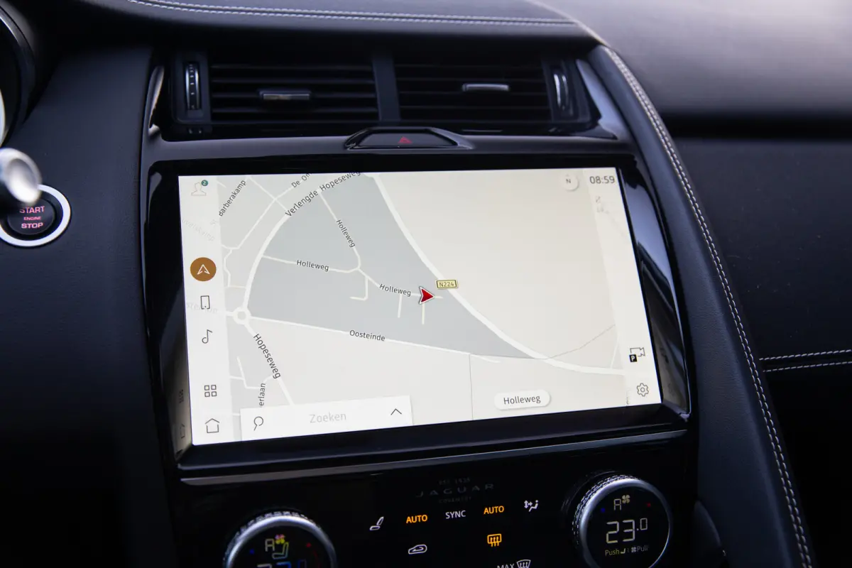 1.5 P300e AWD R-Dynamic SE , Panoramadak, Leer, Carplay, Dealer Onderhouden