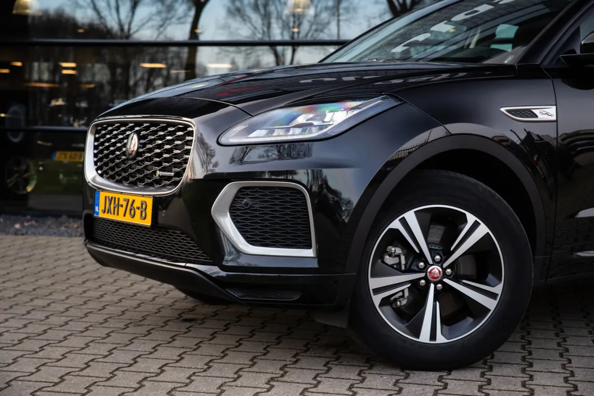1.5 P300e AWD R-Dynamic SE , Panoramadak, Leer, Carplay, Dealer Onderhouden