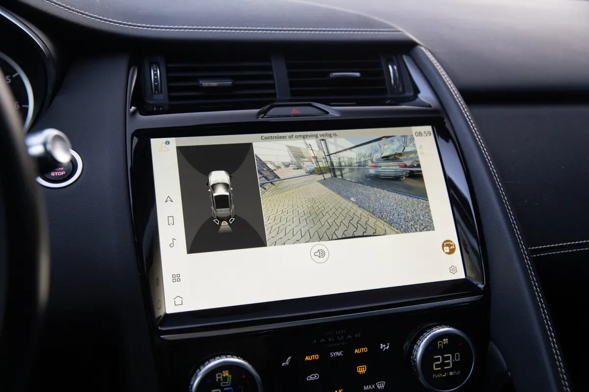 1.5 P300e AWD R-Dynamic SE , Panoramadak, Leer, Carplay, Dealer Onderhouden