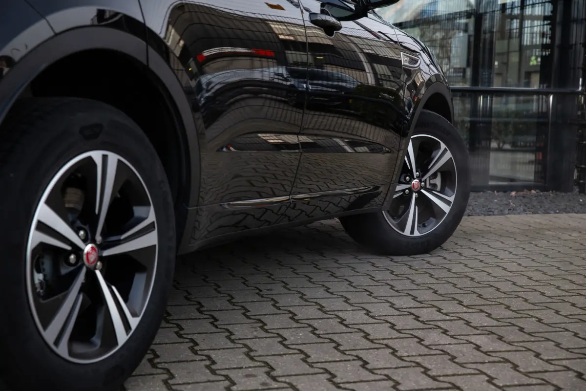 1.5 P300e AWD R-Dynamic SE , Panoramadak, Leer, Carplay, Dealer Onderhouden