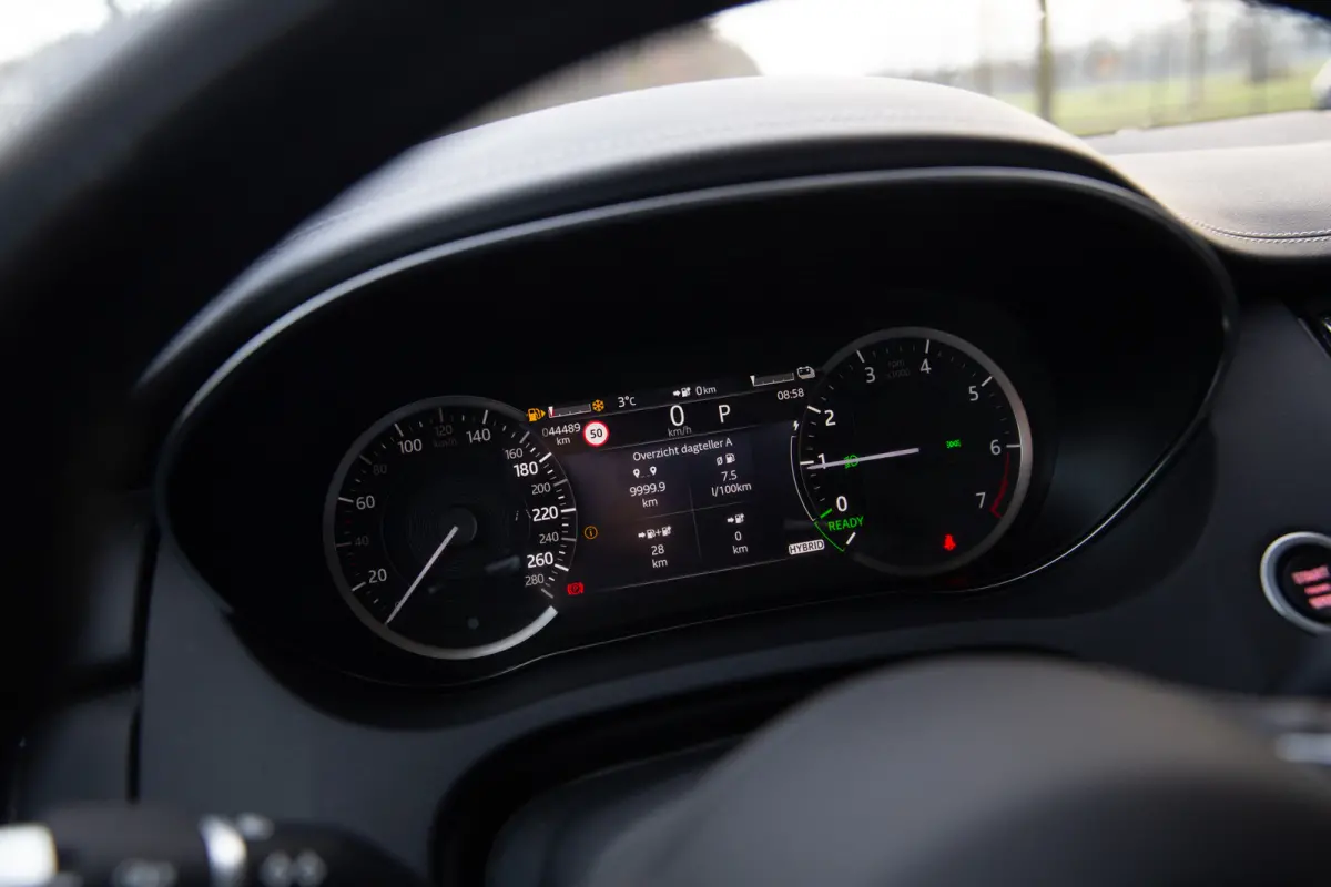 1.5 P300e AWD R-Dynamic SE , Panoramadak, Leer, Carplay, Dealer Onderhouden