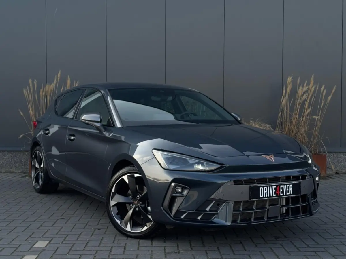 1.5 e-TSI 2025 GARANTIE NAVI CLIMATE APPLE CARPLAY LEDER