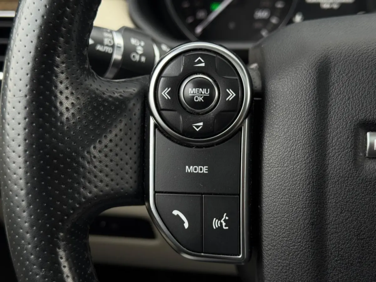 3.0 TDV6 GRIJS KENTEKEN M2017 PANO NAVI CAMERA LEDER
