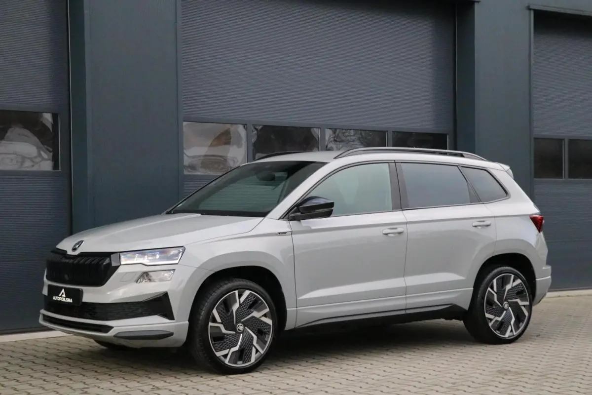 1.5 TSI ACT SPORTLINE AdaptiveCruise Camera 19'Inch Sportzetels AppleCarplay Facelift Trekhaak MatrixLed PrivacyGlass 92000KM BJ2022