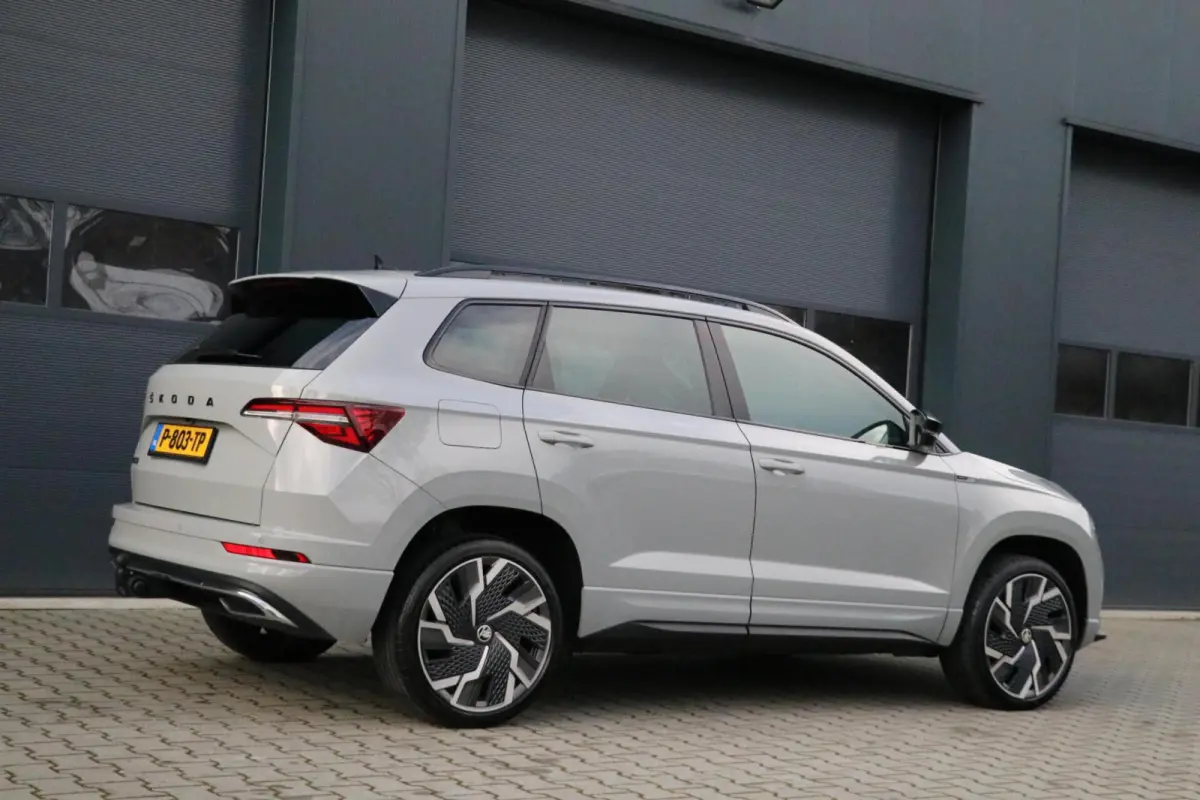 1.5 TSI ACT SPORTLINE AdaptiveCruise Camera 19'Inch Sportzetels AppleCarplay Facelift Trekhaak MatrixLed PrivacyGlass 92000KM BJ2022