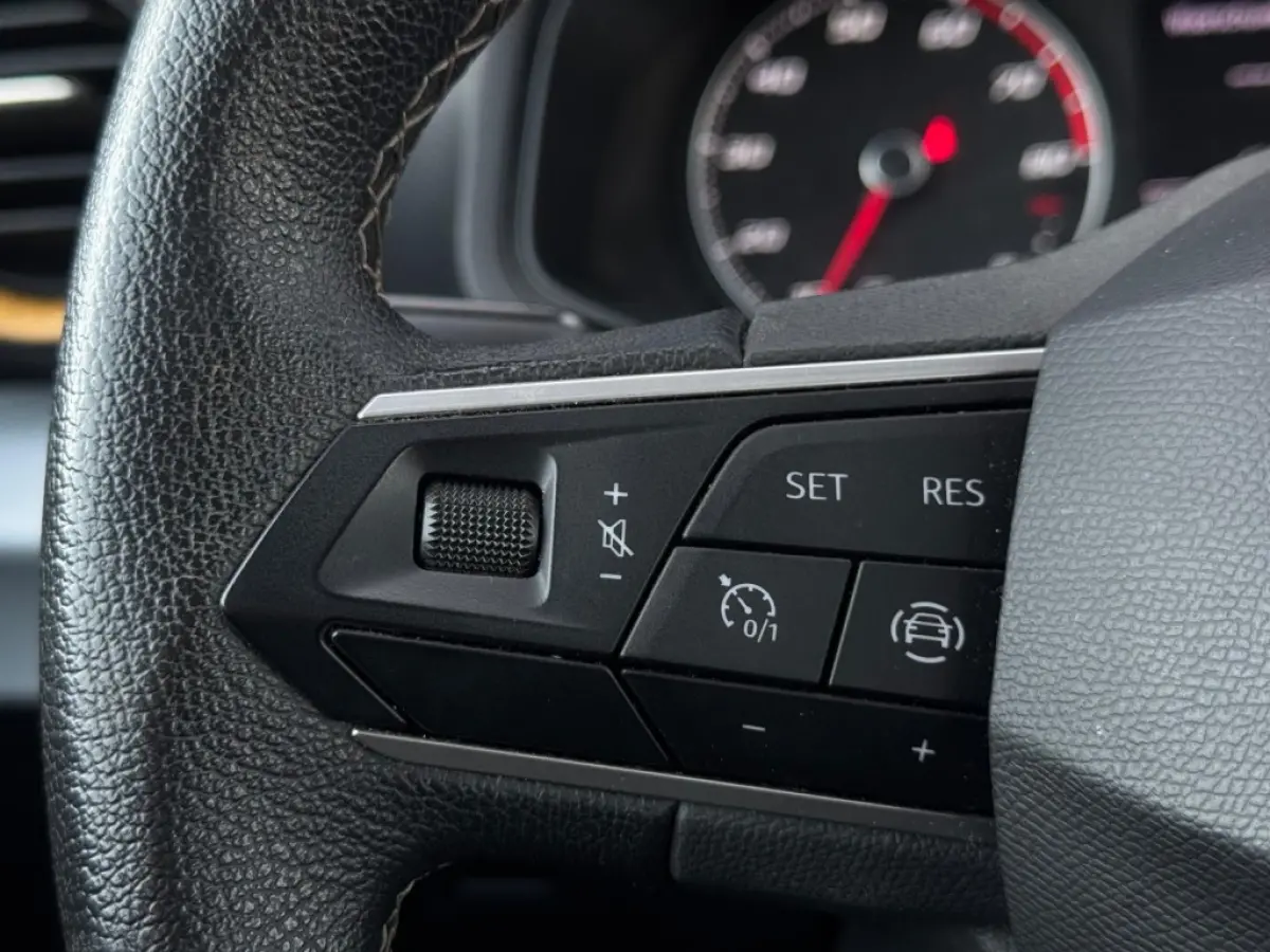 1.0 TSI Style DSG APPLE CARPLAY PDC LED SPORTVELGEN