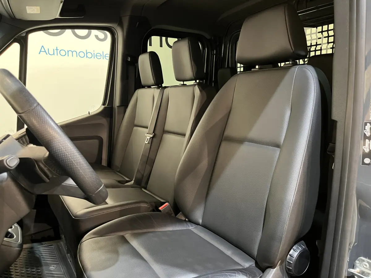 317 CDI L2 RWD DC 7 PERS. Automaat Open Laadbak / Euro 6 / Airco / Cruise Control / Trekhaak / Camera / 16.200 KM !!