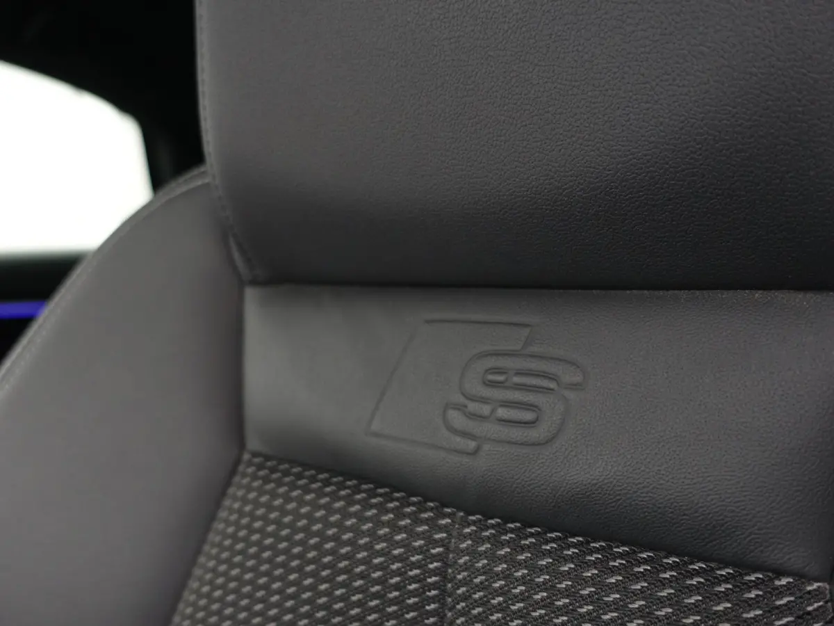 35 TFSI S edition one Aut- Sport Leder Interieur, Carplay, Sfeerverlichting, Stoelverwarming, Virtual Cockpit