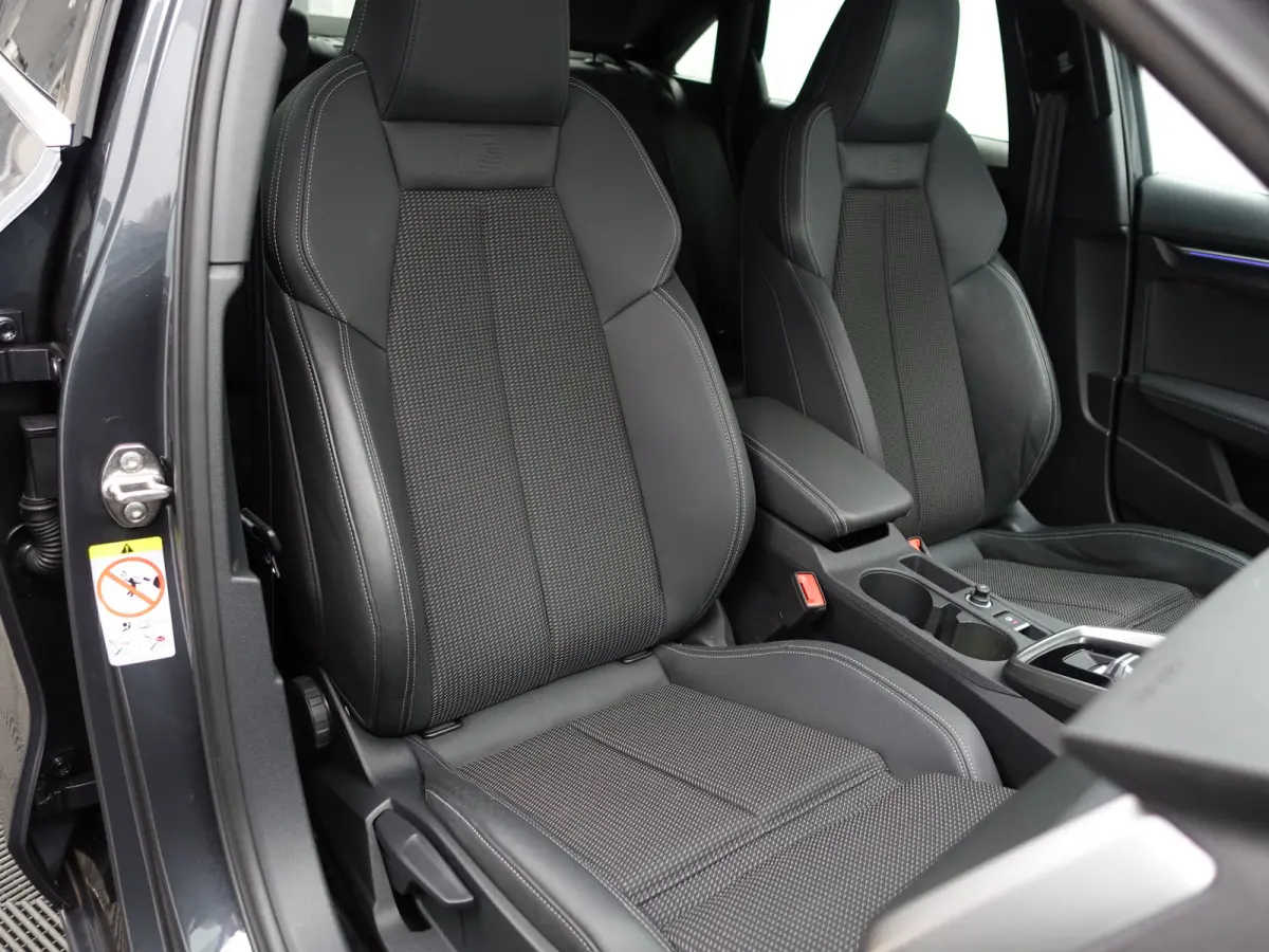 35 TFSI S edition one Aut- Sport Leder Interieur, Carplay, Sfeerverlichting, Stoelverwarming, Virtual Cockpit