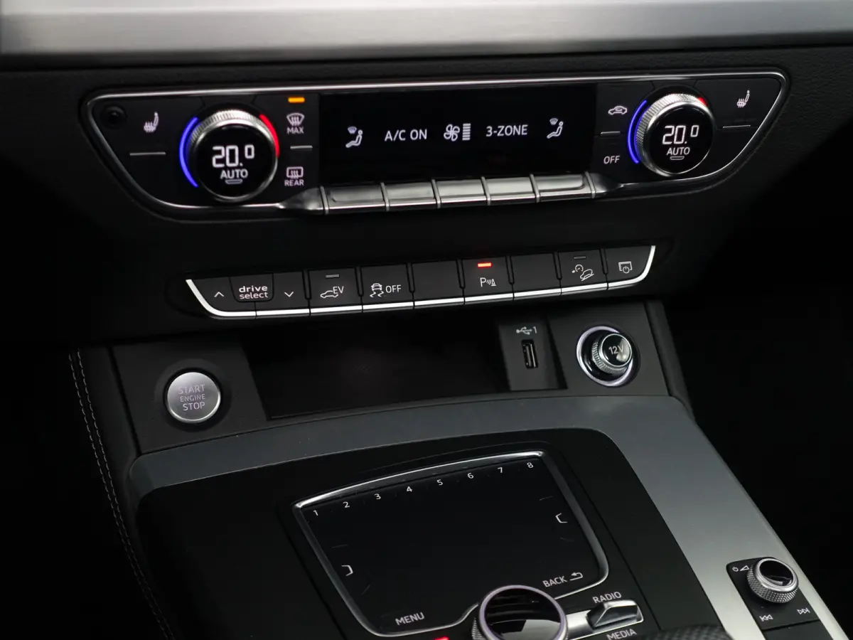 55 TFSI e Quattro Competition- Panoramadak, Standkachel, Keyless, Dynamic Select, Camera