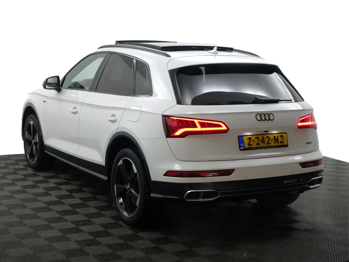 55 TFSI e Quattro Competition- Panoramadak, Standkachel, Keyless, Dynamic Select, Camera