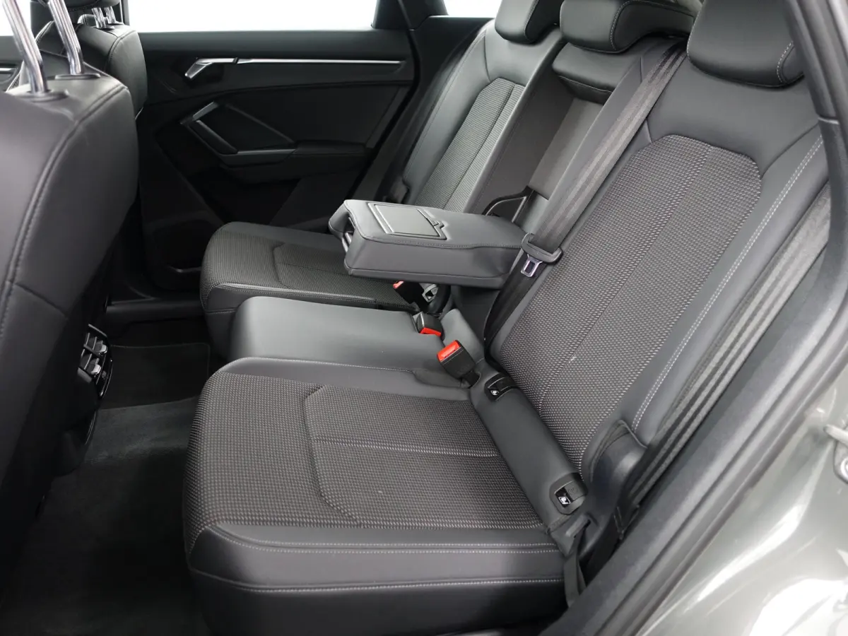 35 TFSI S edition Aut- Panoramadak, Carplay, Stoelverwarming, Virtual Cockpit, Sport Leder Interieur