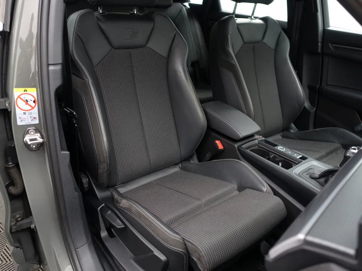 35 TFSI S edition Aut- Panoramadak, Carplay, Stoelverwarming, Virtual Cockpit, Sport Leder Interieur