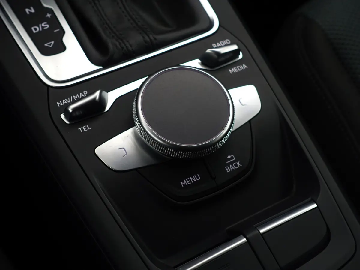 1.0 TFSI Design Aut- Virtual Cockpit, Xenon Led, Park Assist, Clima, Cruise