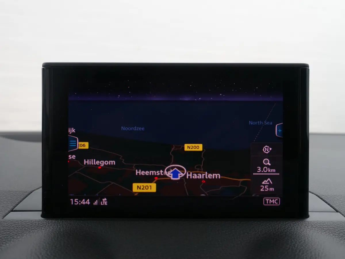 1.4 TFSI 150pk S Line Black Optic Aut- Sport Interieur, Navigatie, Park Assist, Cruise, Trekhaak