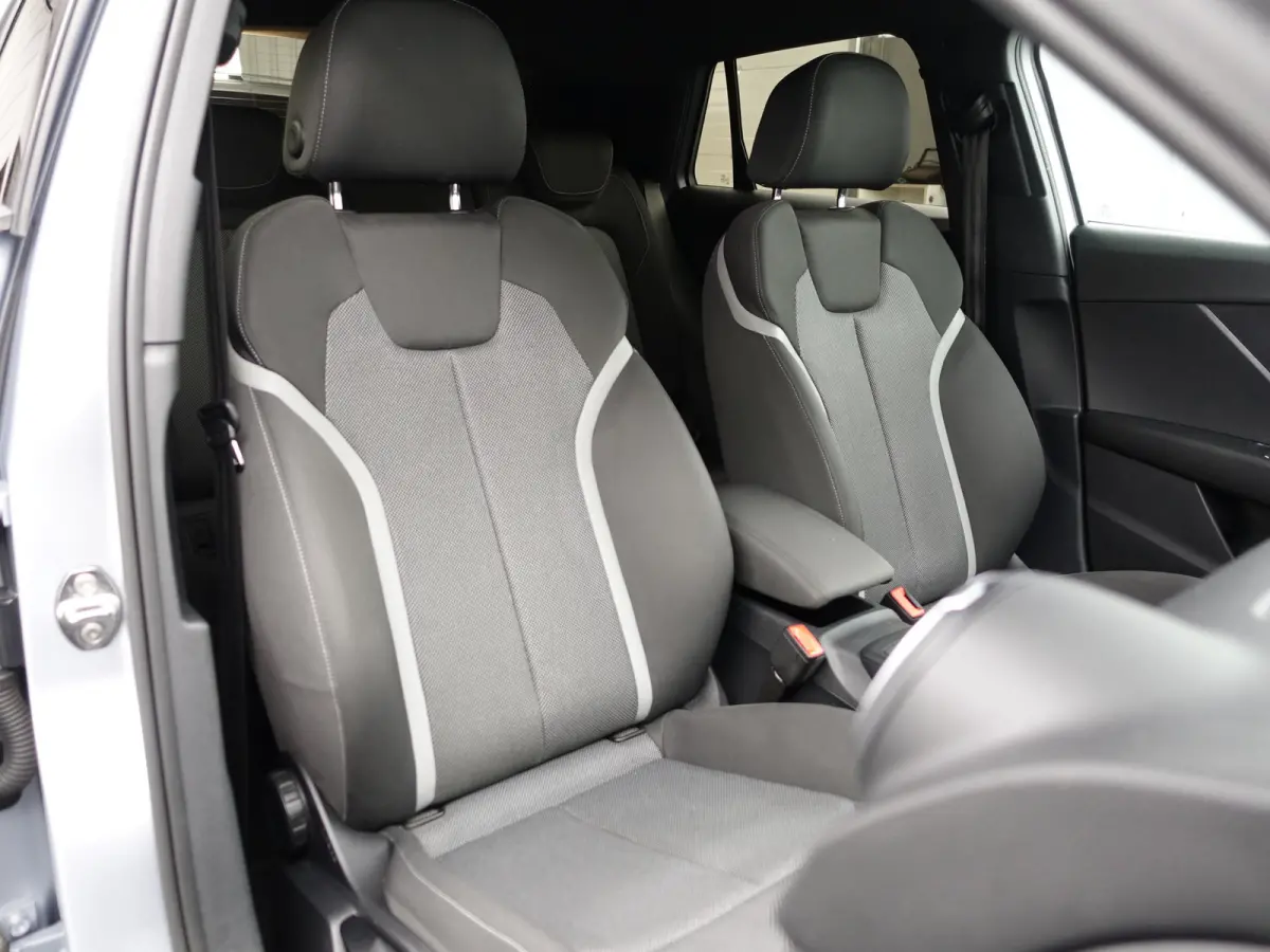 1.4 TFSI 150pk S Line Black Optic Aut- Sport Interieur, Navigatie, Park Assist, Cruise, Trekhaak
