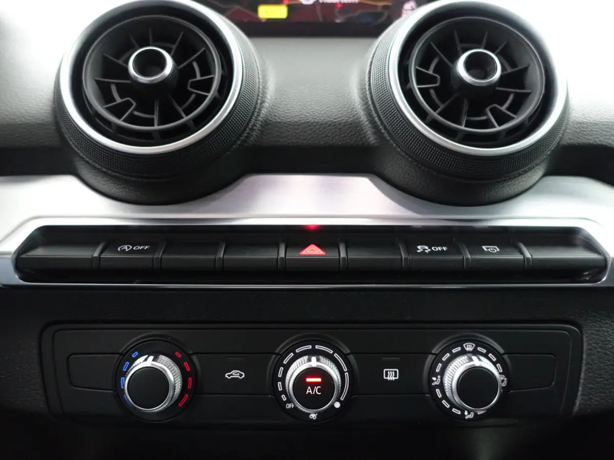 1.4 TFSI 150pk S Line Black Optic Aut- Sport Interieur, Navigatie, Park Assist, Cruise, Trekhaak