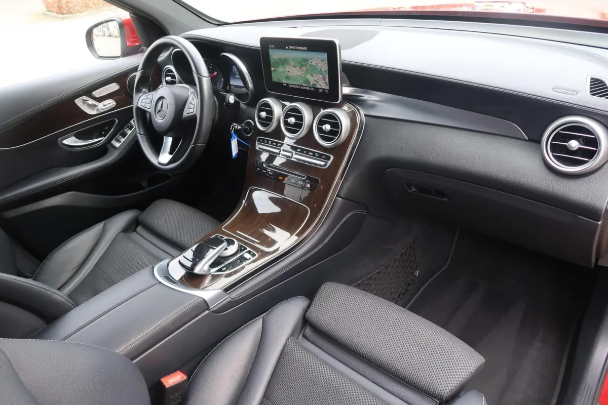 250 4MATIC HEAD-UP|MEMORY|360CAMERA|ADAPTIVE CRUISECONTROL|DEALER ONDERHOUDEN