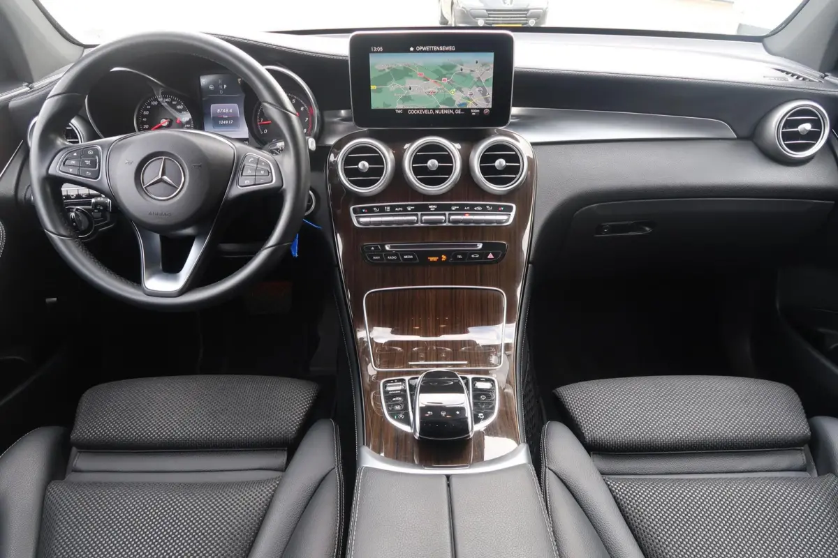250 4MATIC HEAD-UP|MEMORY|360CAMERA|ADAPTIVE CRUISECONTROL|DEALER ONDERHOUDEN