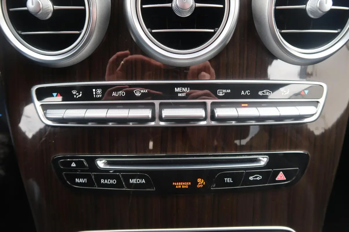 250 4MATIC HEAD-UP|MEMORY|360CAMERA|ADAPTIVE CRUISECONTROL|DEALER ONDERHOUDEN