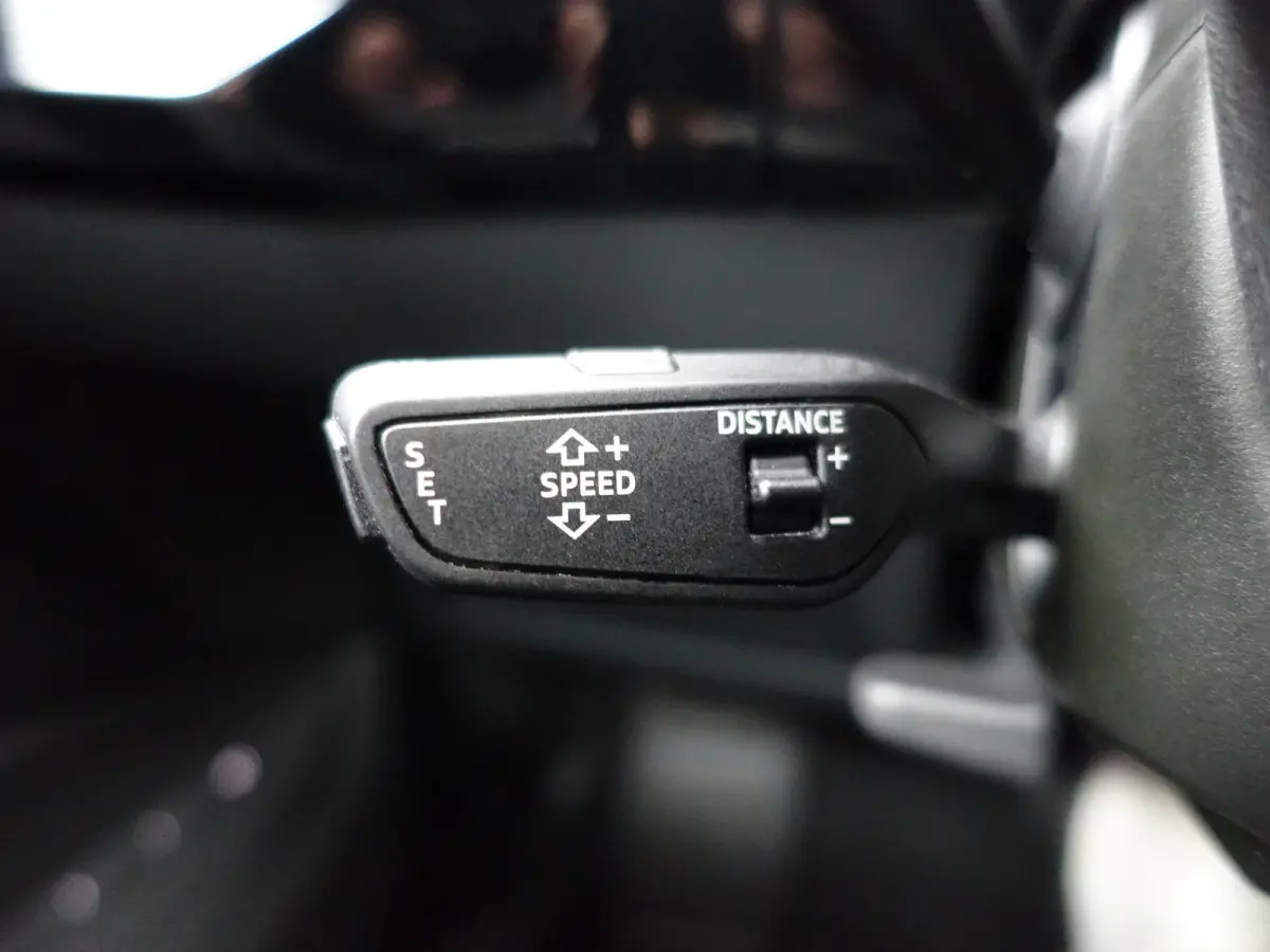 e-tron 50 quattro S edition plus 71 kWh- SOH 87%, Panoramadak, Memory, Carplay, Xenon Led, Luchtvering, Leder Interieur