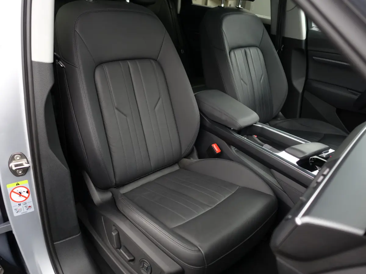 e-tron 50 quattro S edition plus 71 kWh- SOH 87%, Panoramadak, Memory, Carplay, Xenon Led, Luchtvering, Leder Interieur