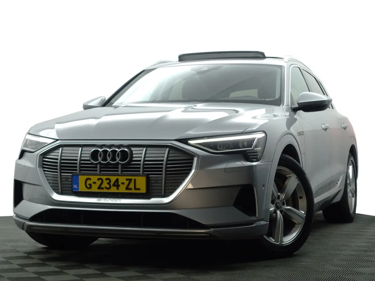 e-tron 50 quattro S edition plus 71 kWh- SOH 87%, Panoramadak, Memory, Carplay, Xenon Led, Luchtvering, Leder Interieur