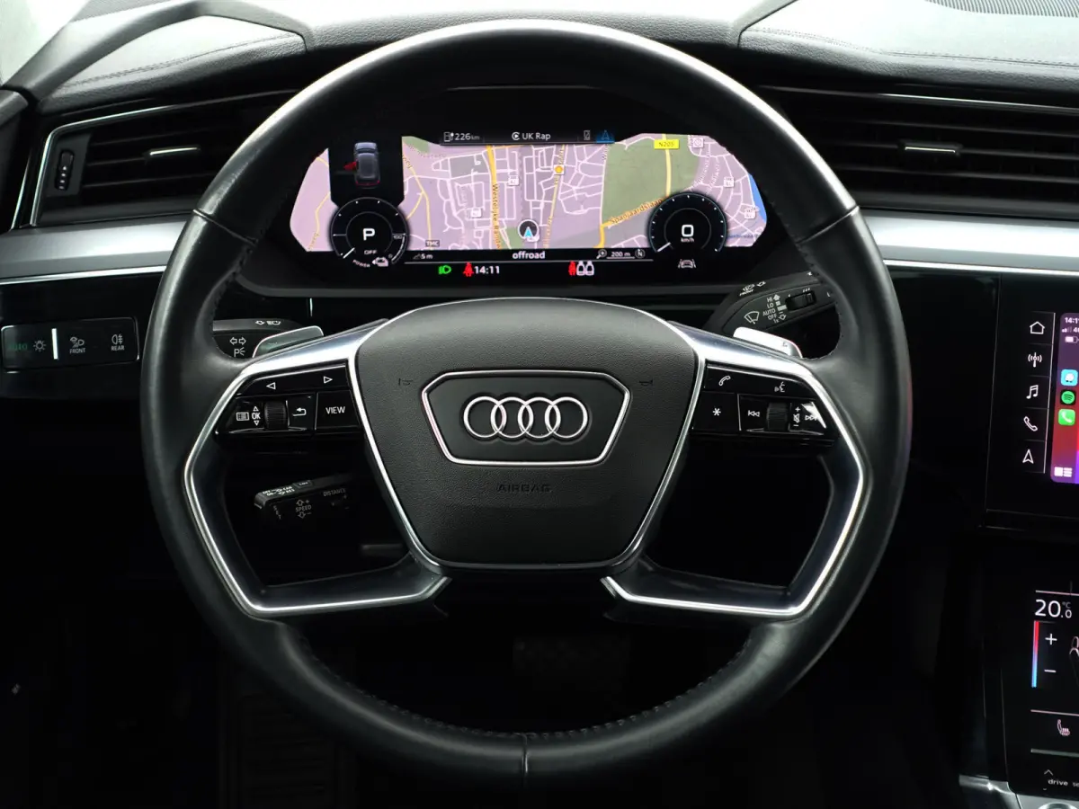 e-tron 50 quattro S edition plus 71 kWh- SOH 87%, Panoramadak, Memory, Carplay, Xenon Led, Luchtvering, Leder Interieur