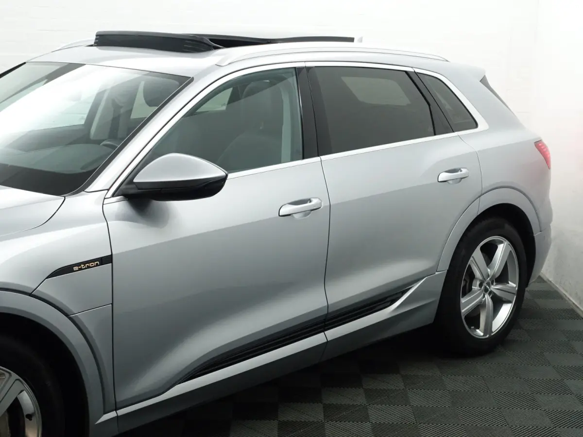 e-tron 50 quattro S edition plus 71 kWh- SOH 87%, Panoramadak, Memory, Carplay, Xenon Led, Luchtvering, Leder Interieur