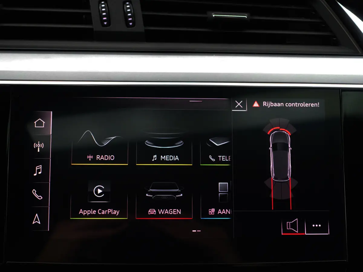 e-tron 50 quattro S edition plus 71 kWh- SOH 87%, Panoramadak, Memory, Carplay, Xenon Led, Luchtvering, Leder Interieur