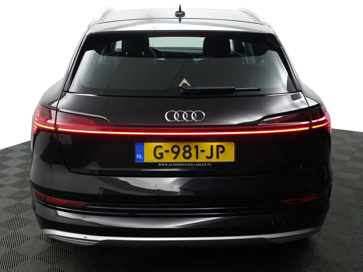 e-tron 55 Quattro advanced 95 kWh- SOH 92%, Panoramadak, Bang Olufsen, Memory, CarPlay, Xenon led, Ada Cruise, Sfeerverlichting
