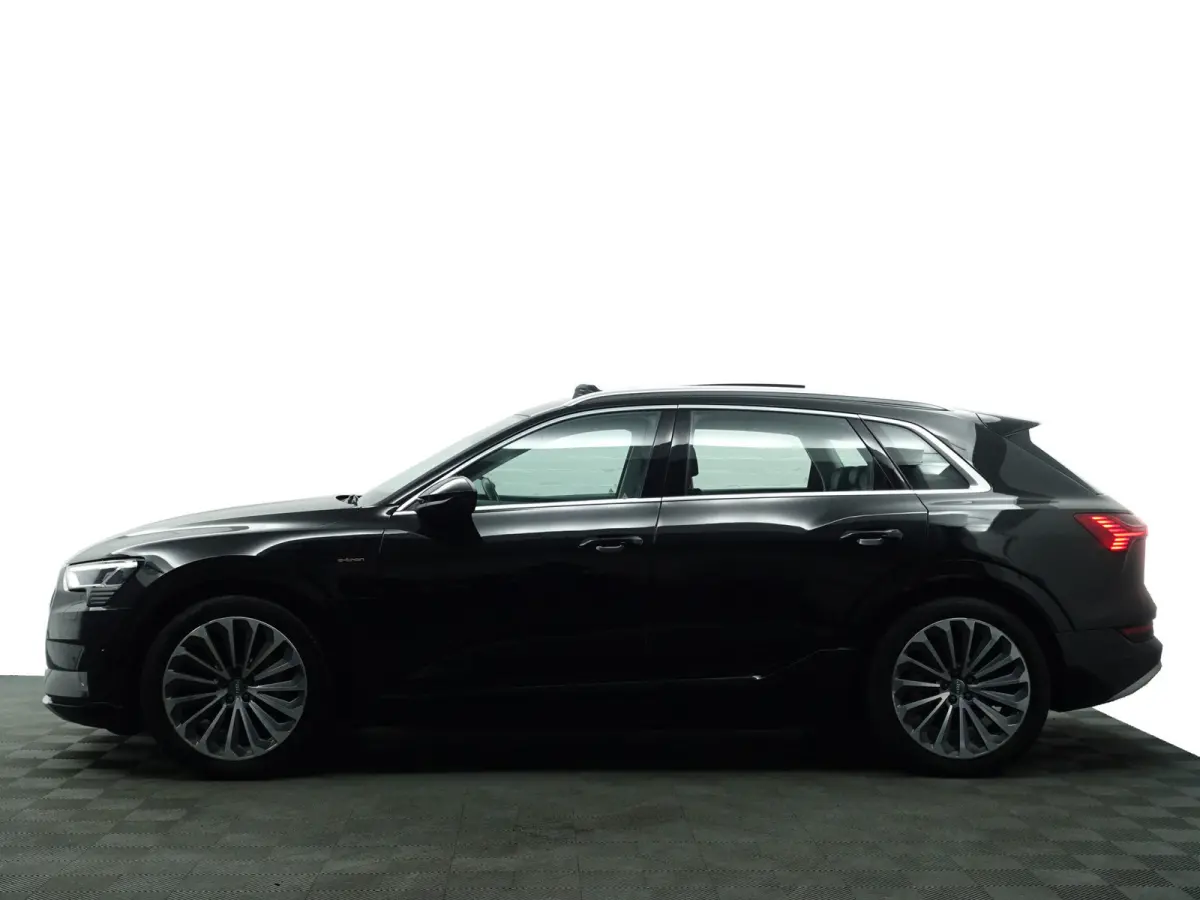 e-tron 55 Quattro advanced 95 kWh- SOH 92%, Panoramadak, Bang Olufsen, Memory, CarPlay, Xenon led, Ada Cruise, Sfeerverlichting