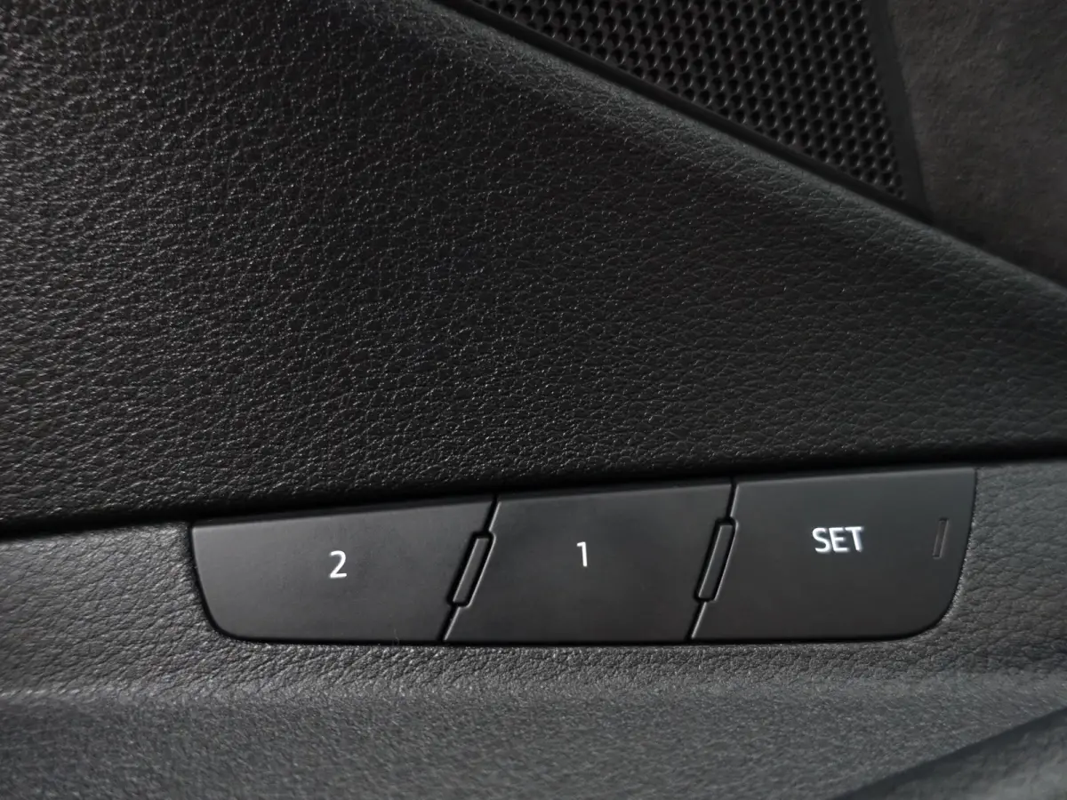 e-tron 55 Quattro advanced 95 kWh- SOH 92%, Panoramadak, Bang Olufsen, Memory, CarPlay, Xenon led, Ada Cruise, Sfeerverlichting