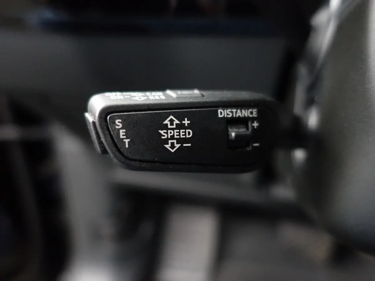 e-tron 55 Quattro Advanced Pro Line Plus 95 kWh- Bang Olufsen, Head Up, 360 Camera, Sfeerverlichting, Memory