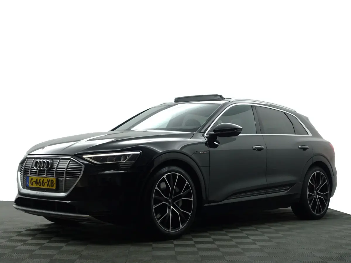 e-tron 55 quattro advanced 95 kWh- Panoramadak, CarPlay, Ada Cruise, Sfeerverlichting, Camera, Memory, Design Leder Interieur