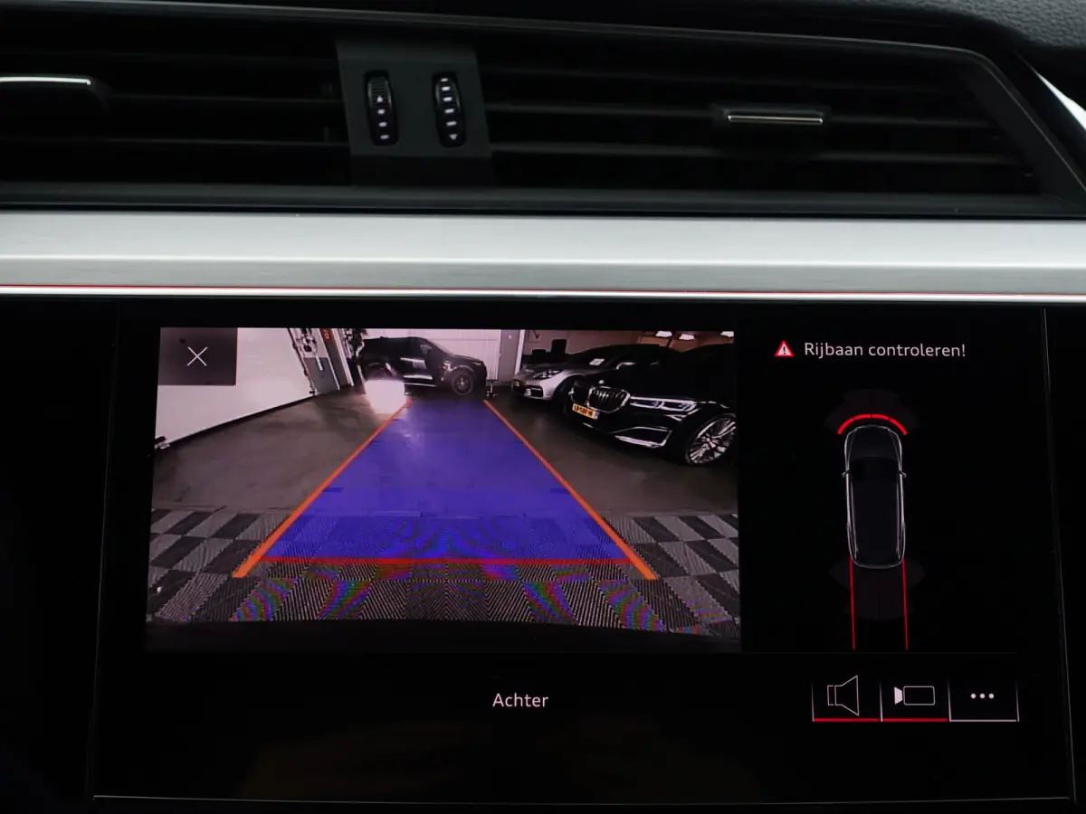 e-tron 55 quattro advanced 95 kWh- Panoramadak, CarPlay, Ada Cruise, Sfeerverlichting, Camera, Memory, Design Leder Interieur