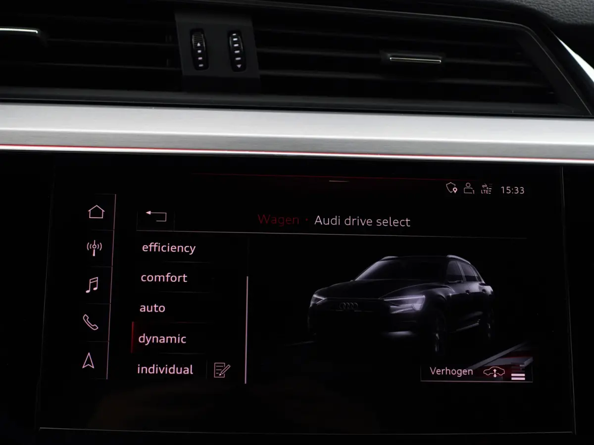e-tron 55 quattro advanced 95 kWh- Panoramadak, CarPlay, Ada Cruise, Sfeerverlichting, Camera, Memory, Design Leder Interieur