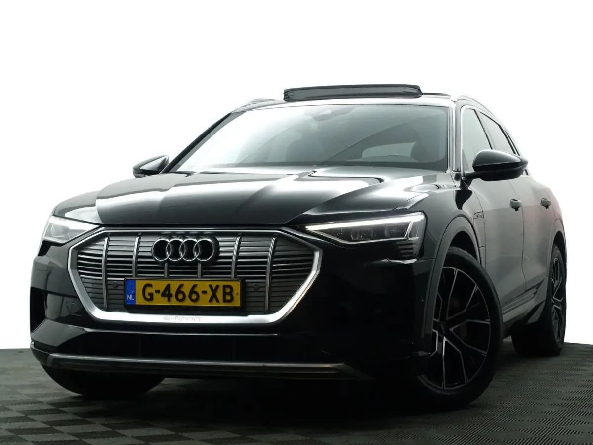 e-tron 55 quattro advanced 95 kWh- Panoramadak, CarPlay, Ada Cruise, Sfeerverlichting, Camera, Memory, Design Leder Interieur