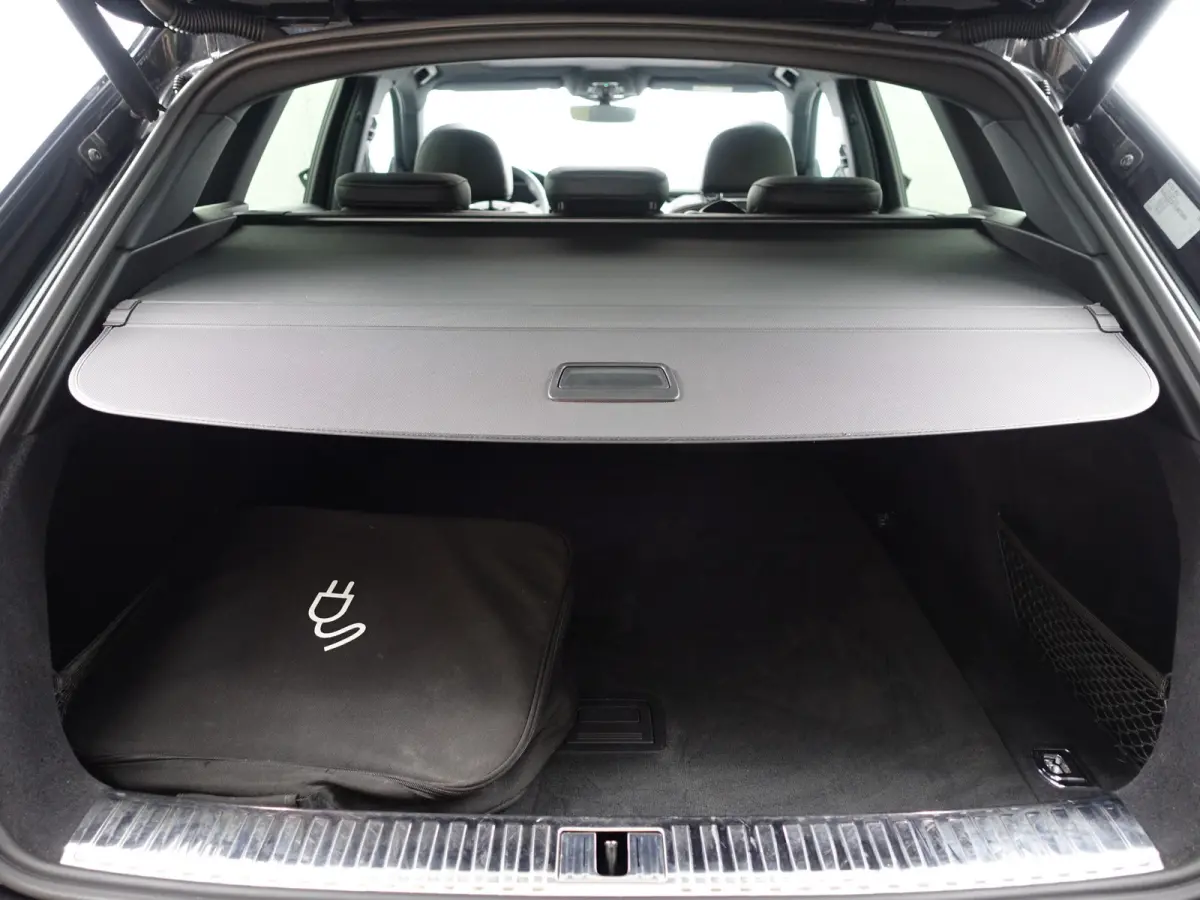 e-tron 55 quattro advanced 95 kWh- Panoramadak, CarPlay, Ada Cruise, Sfeerverlichting, Camera, Memory, Design Leder Interieur