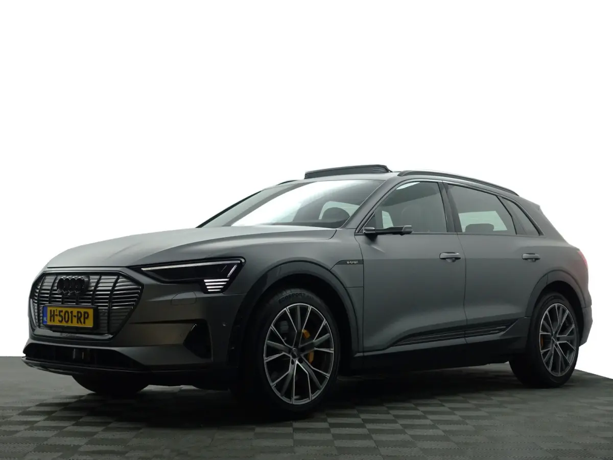 e-tron 55 quattro advanced Pro Line Plus 95 kWh- SOH 93%, Camera Spiegels, Panoramadak, Bang Olufsen, Memory, Sfeerverlichting