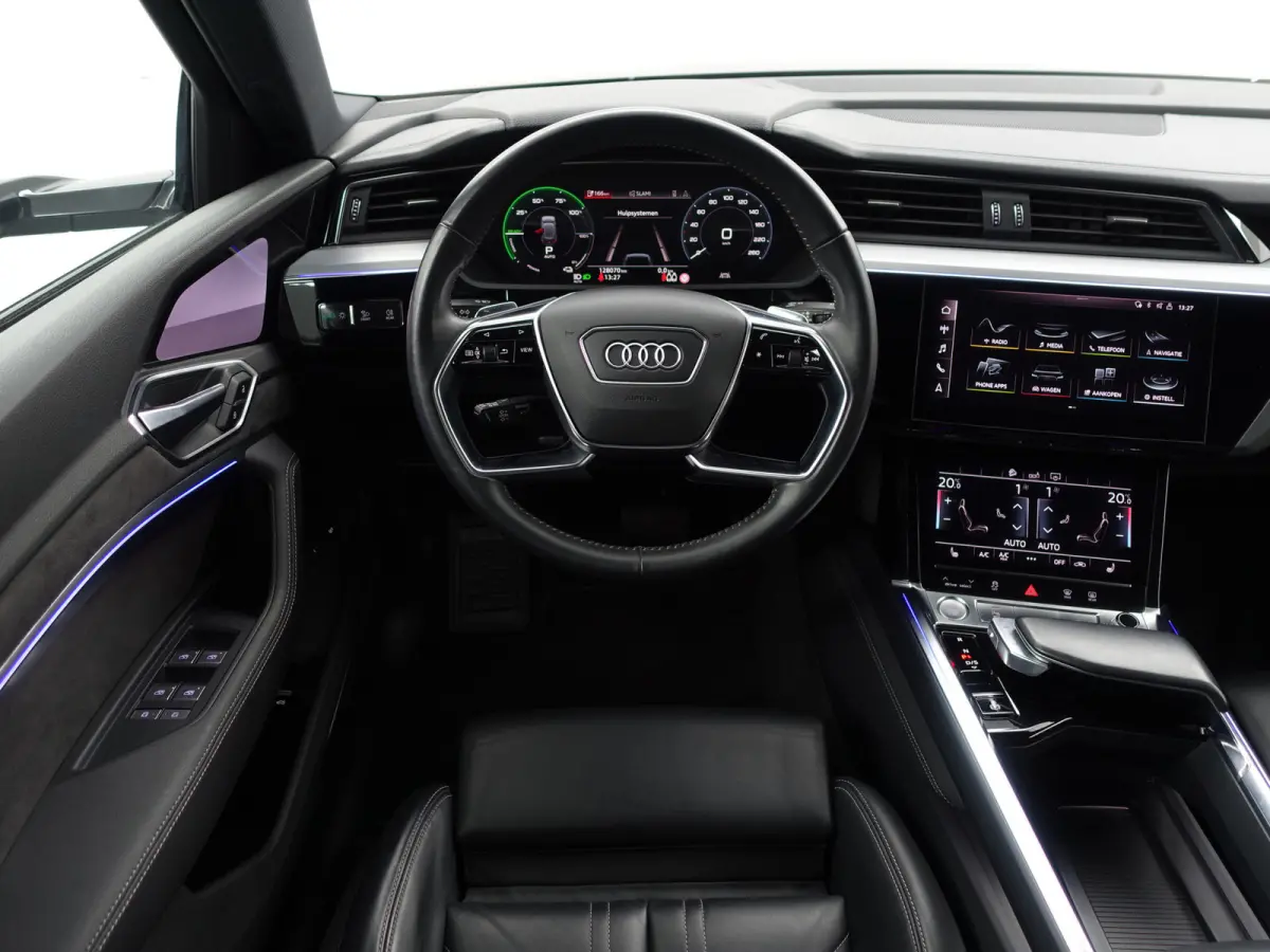 e-tron 55 quattro advanced Pro Line Plus 95 kWh- SOH 93%, Camera Spiegels, Panoramadak, Bang Olufsen, Memory, Sfeerverlichting