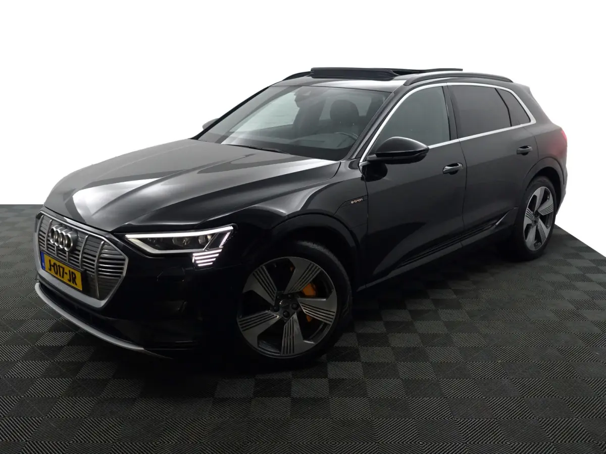 e-tron 55 quattro advanced Pro Line Plus 95 kWh- SOH 92%, Panoramadak, Luchtvering, Sfeerverlichting, Head Up, 360 Camera, Carplay