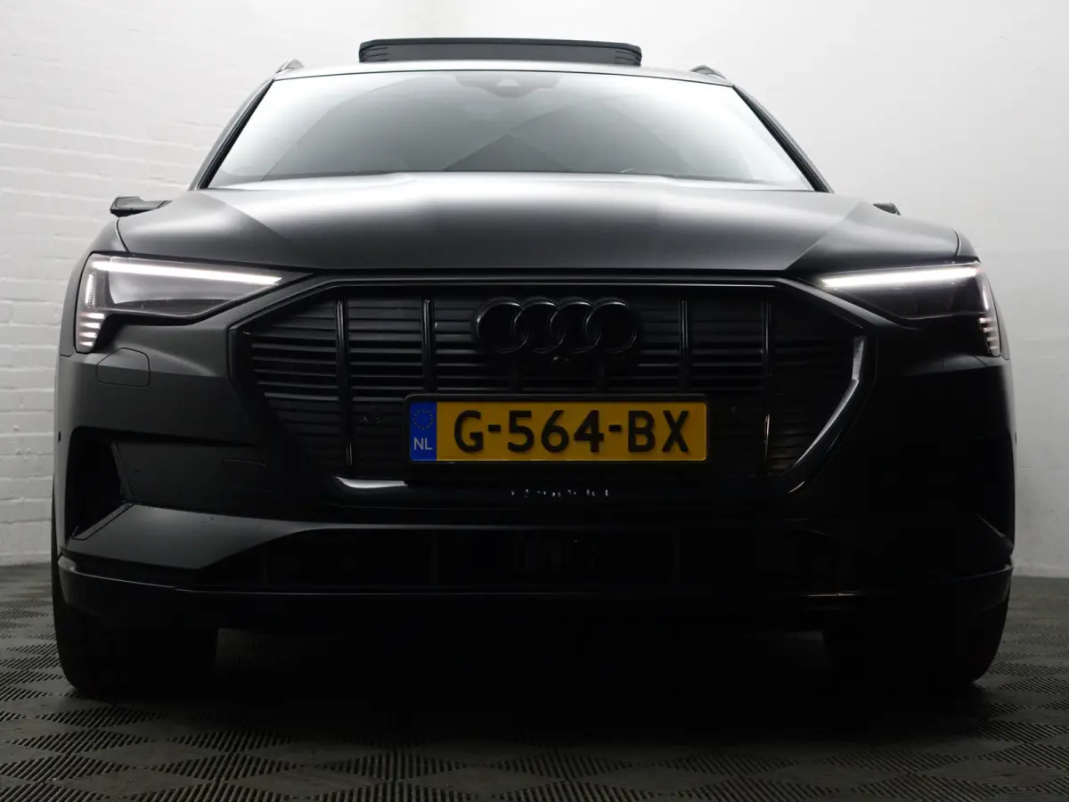 e-tron 55 quattro advanced 95 kWh- SOH 91%, Bang Olufsen, 2x Laadpoort, Camera Spiegels, 360 Camera, Panoramadak