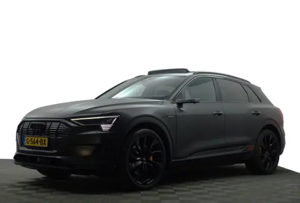 e-tron 55 quattro advanced 95 kWh- SOH 91%, Bang Olufsen, 2x Laadpoort, Camera Spiegels, 360 Camera, Panoramadak