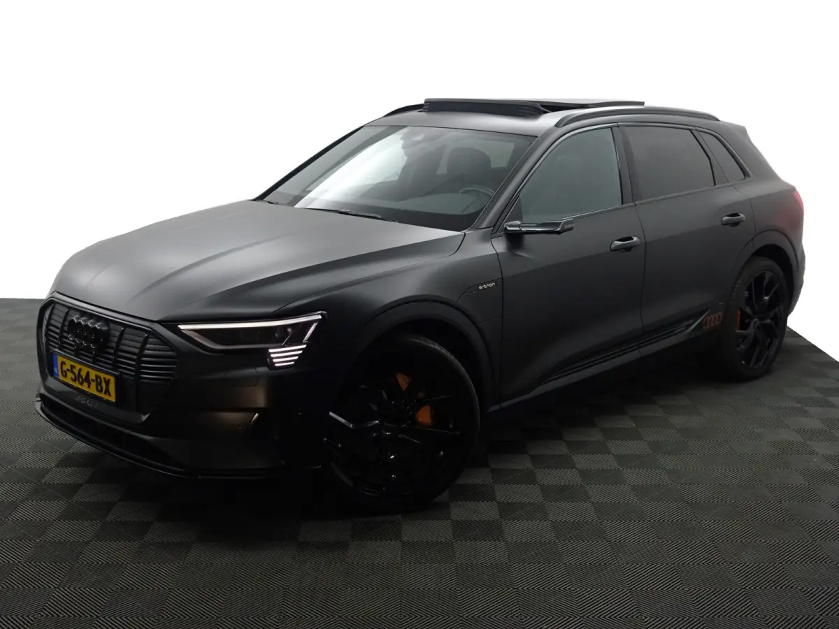 e-tron 55 quattro advanced 95 kWh- SOH 91%, Bang Olufsen, 2x Laadpoort, Camera Spiegels, 360 Camera, Panoramadak