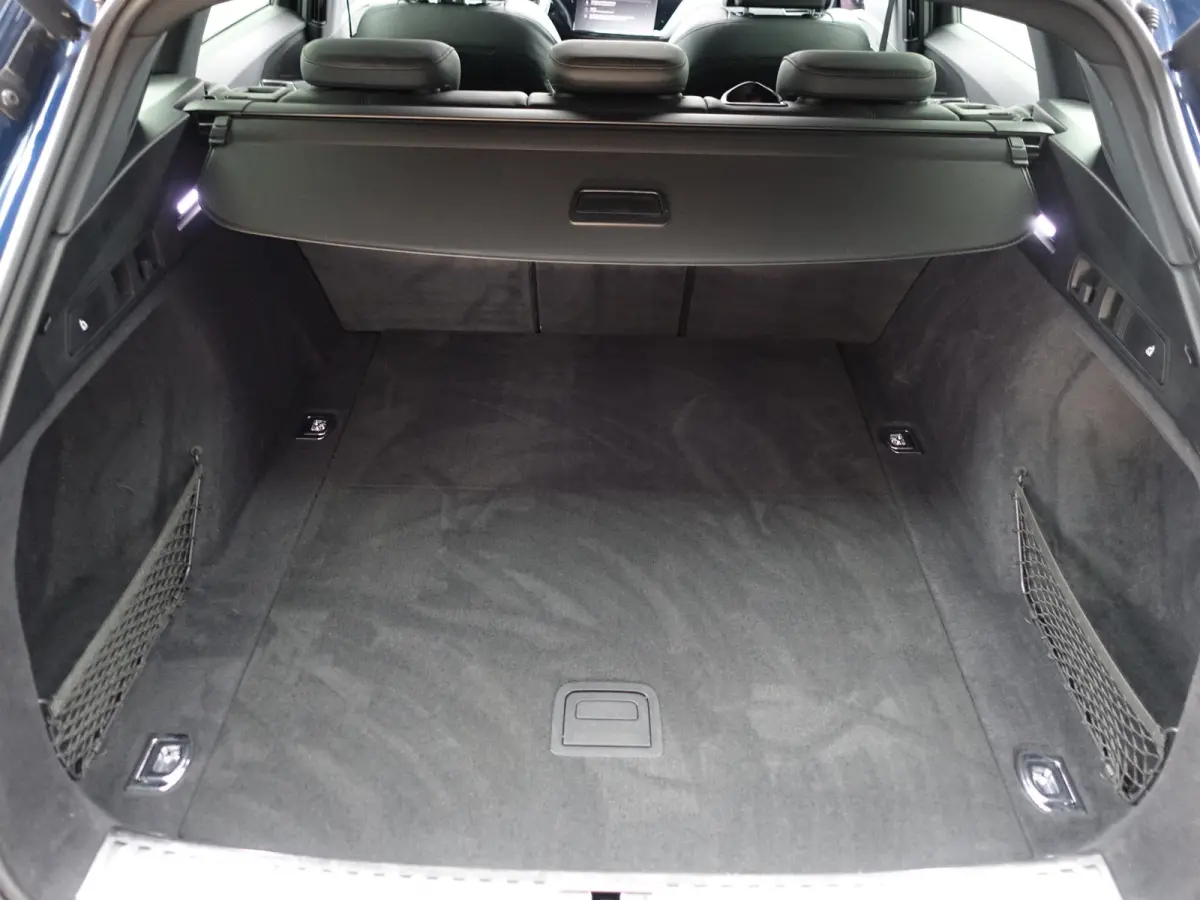 e-tron 55 quattro advanced 95 kWh- SOH 91%, Bang Olufsen, 2x Laadpoort, Camera Spiegels, 360 Camera, Panoramadak